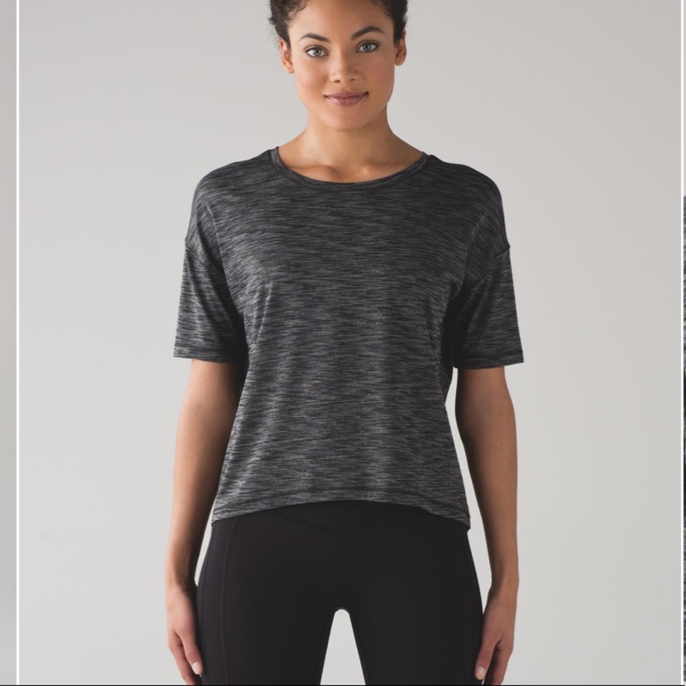 Lululemon Run It Out tee